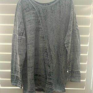 Nic and Zoe Sz. Xl top in shades of blue/grey